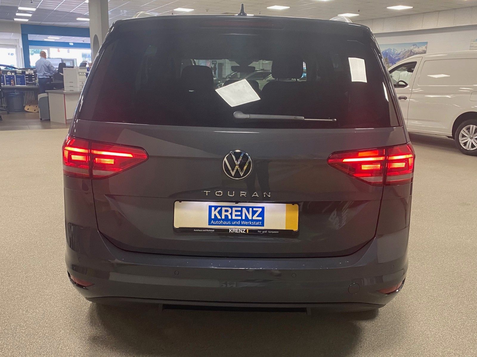 Fahrzeugabbildung Volkswagen Touran 1.5 TSI OPF DSG+4 J, GARANTIE+ACC+AHK+LED
