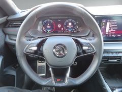 SKODA Octavia Combi 2.0 TDI RS Columbus Traveller Ahk SKODA Octavia Combi 2.0 TDI RS Columbus Traveller Ahk