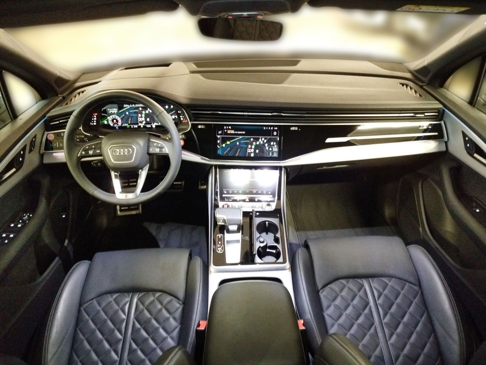 Audi SQ7 - Bild 12