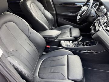 BMW X1 xDrive20d xLine DAB LED RFK Navi Tempomat