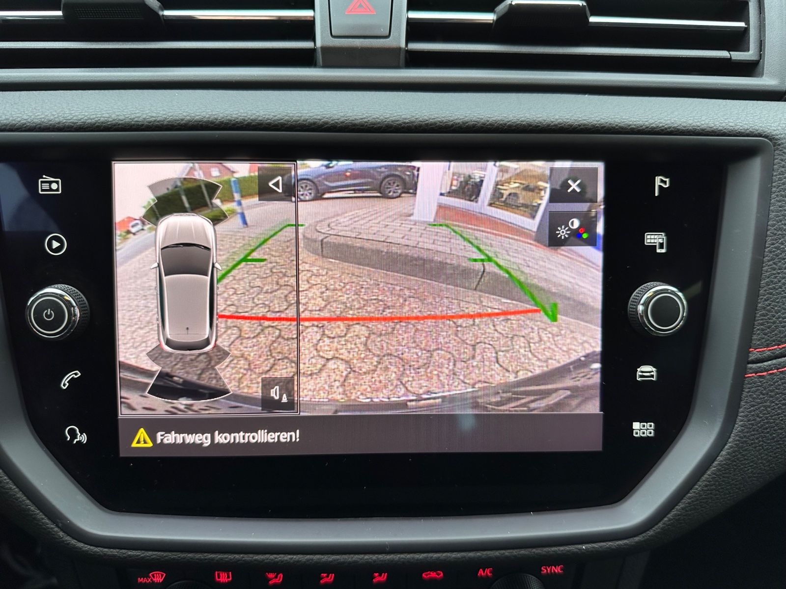 Fahrzeugabbildung SEAT Ibiza FR 1.0 TSI DSG Sportline/ACC/LED/Kamera