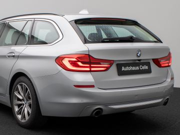 Fahrzeugabbildung BMW 530i LuxuryLine Kamera HUD Komfort SoftCl Alarm