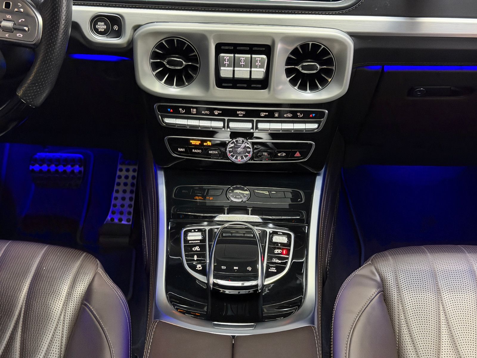 Fahrzeugabbildung Mercedes-Benz G 63 AMG/SUPERIOR/MASSAGE/MANUFAKTUR/