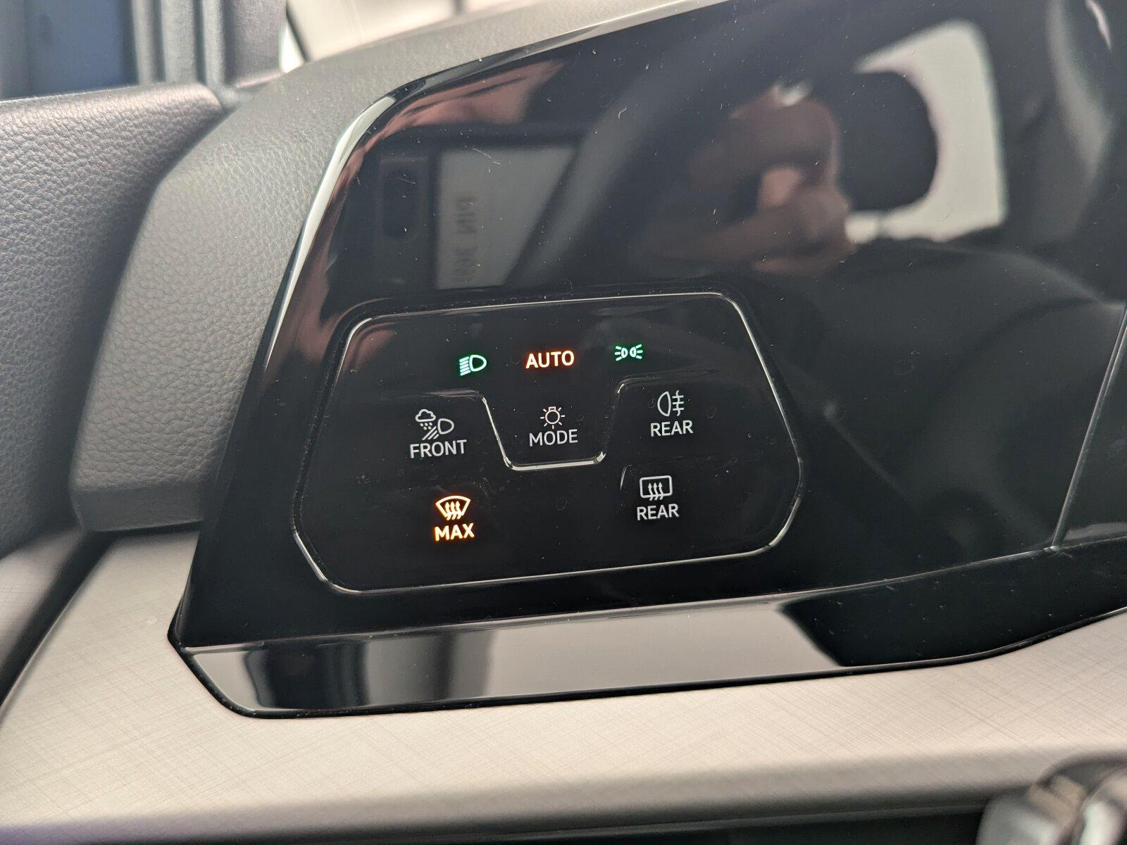 Volkswagen Golf VIII 1.5 eTSI Life OPF LED+NAVI+AHK+ACC+RFK, миниатюра 22