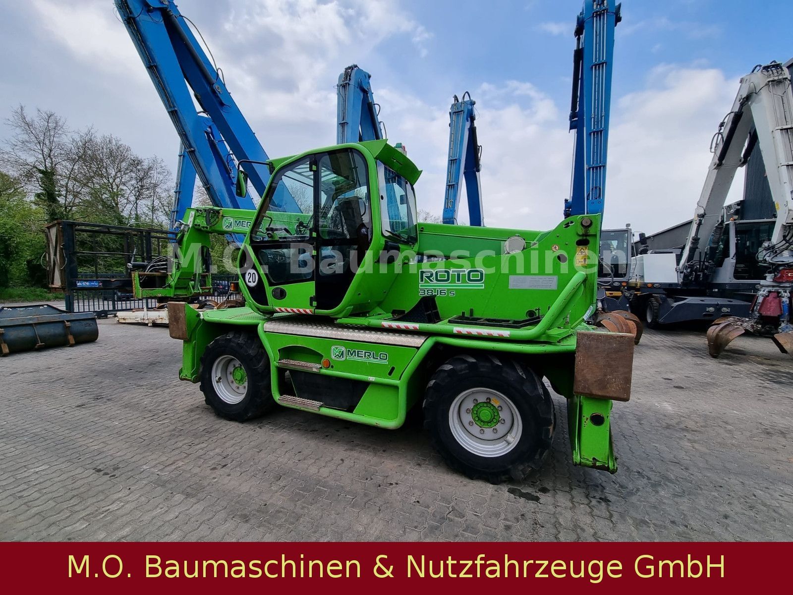 Fahrzeugabbildung Merlo Roto 38.16 S / SW / Gabel /Schaufel / Haken /