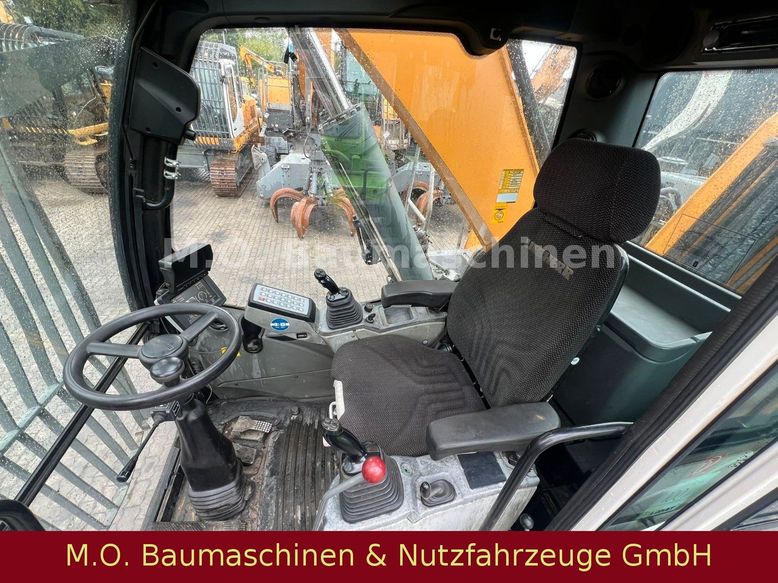 Fahrzeugabbildung Liebherr LH 24 M Litronic