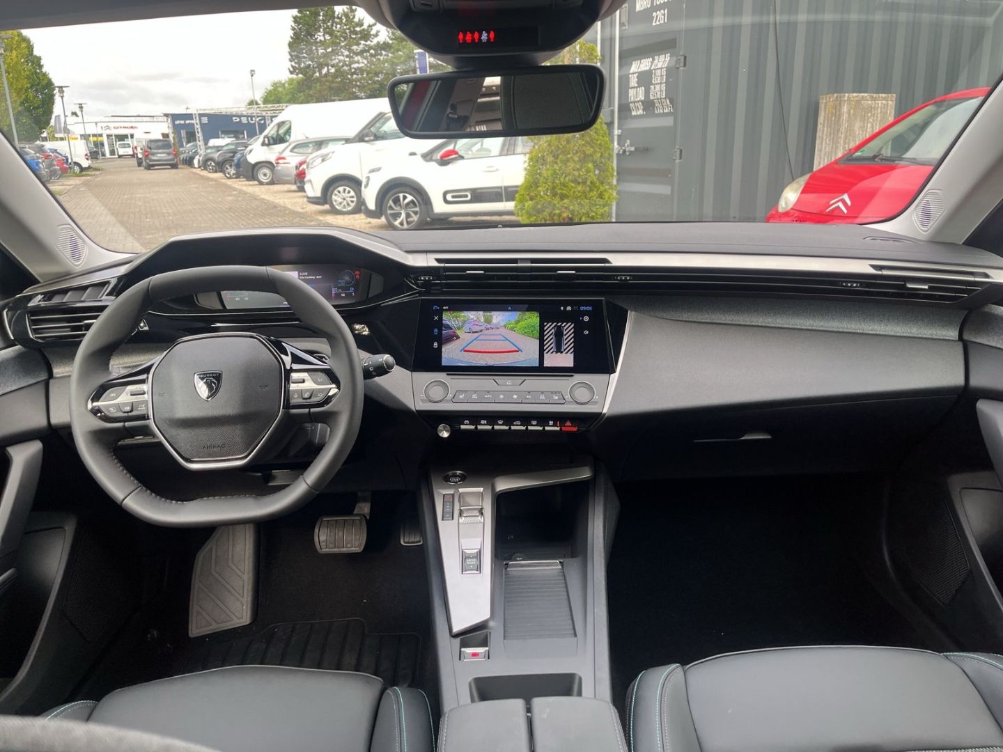 Fahrzeugabbildung Peugeot 308 Hybrid ALLURE HYBRID 145 e-DSC6 AHK-abnehmba