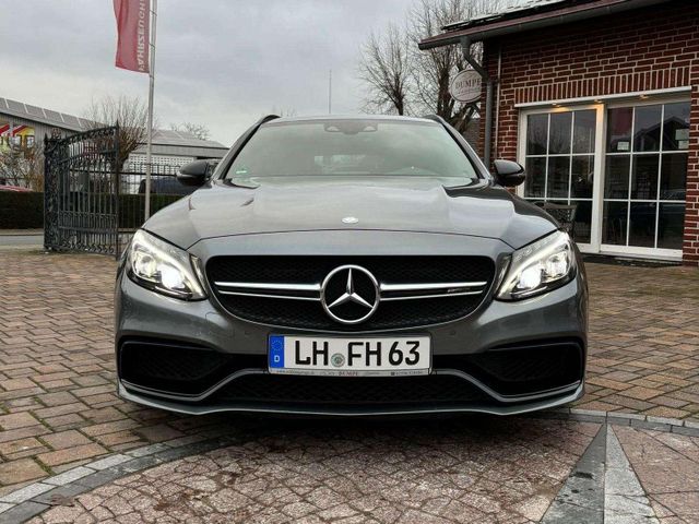 Mercedes-Benz C 63 AMG C 63 S T AMG Driver s Package / HUD / I