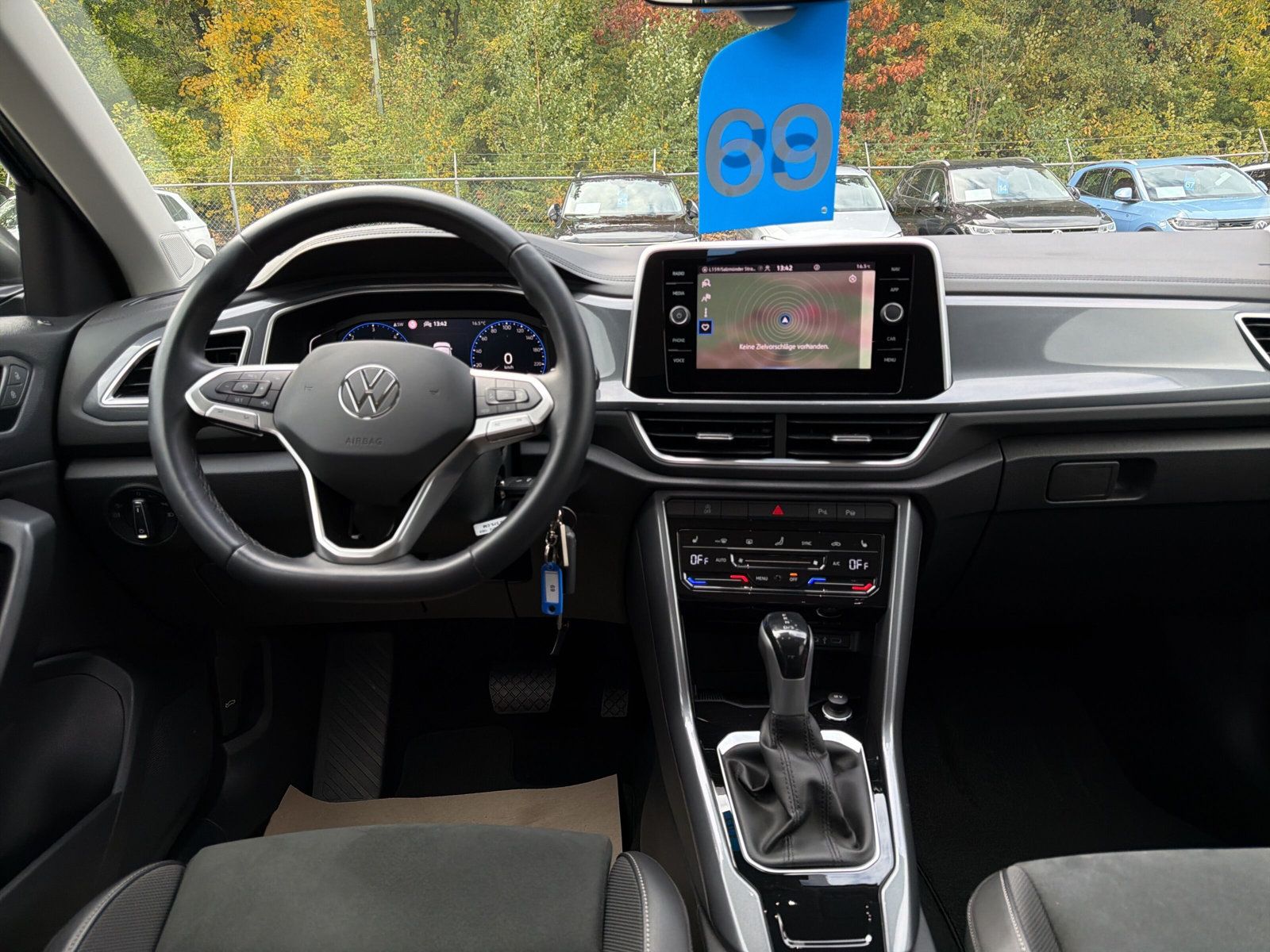 T-Roc Style TDi DSG Navi ergo Active v.li. Style