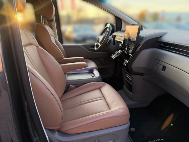 Fahrzeugabbildung Hyundai STARIA Signature 4WD 7-Sitzer +KLIMA+NAVI+SHZ+UV