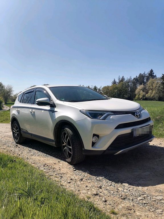 Image of Toyota RAV 4