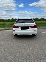 BMW 540i xDrive Touring A - - BMW 540: I