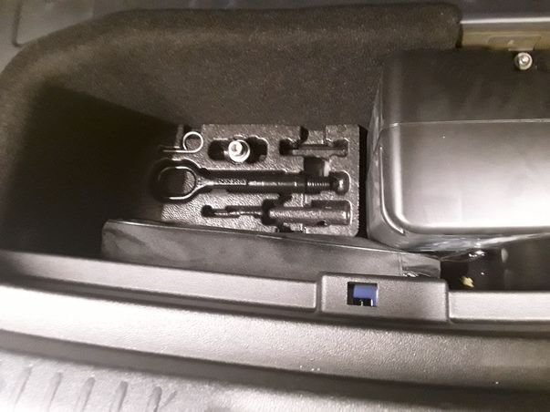 ID.4 GTX 4M IQ.LIGHT+PANO+AHK+KAMERA+NAVI+AR HUD