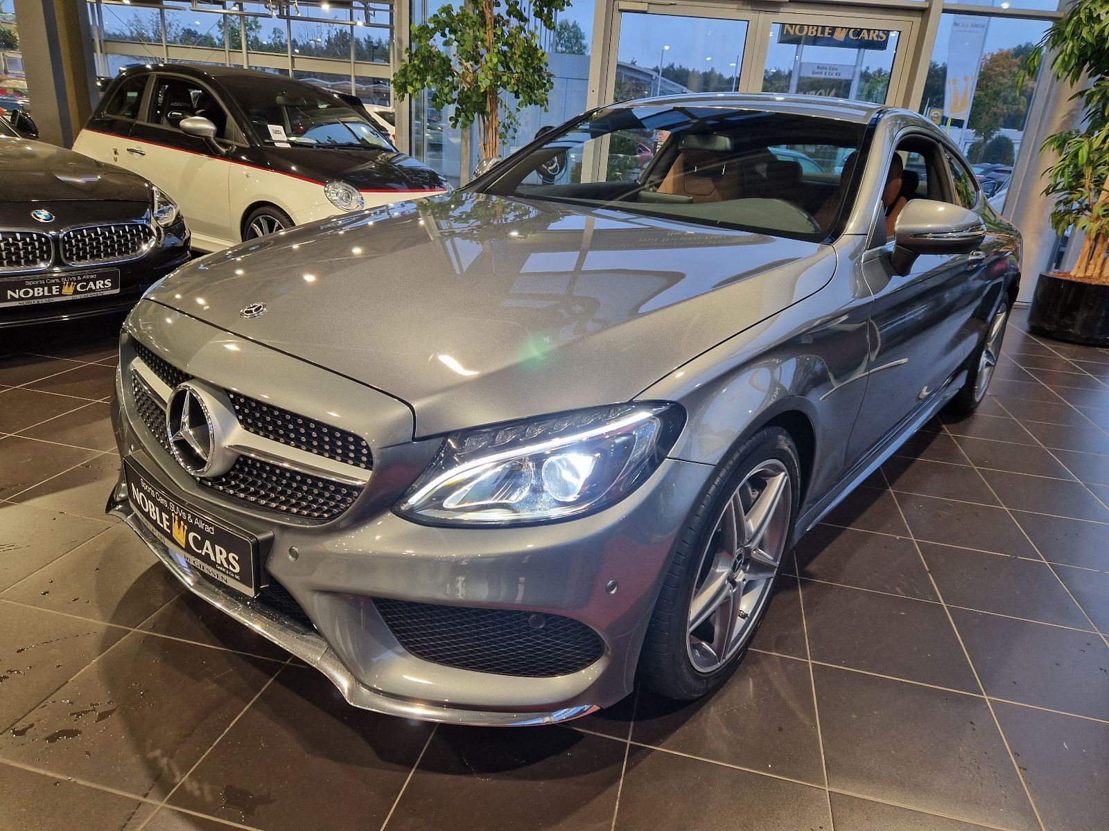 Fahrzeugabbildung Mercedes-Benz C 250 Coupe 9G-TRONIC AMG Line  LED NAVI RFK