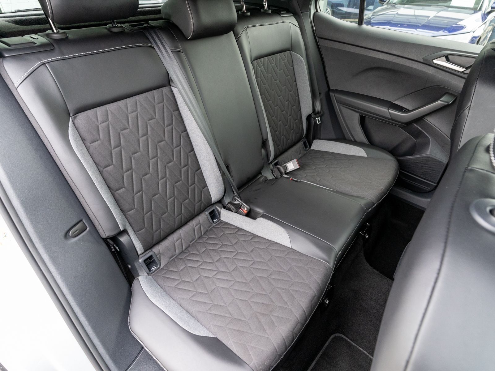 Volkswagen T-Cross - Bild 8