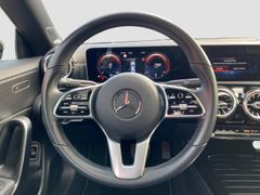MERCEDES-BENZ CLA 250 Progressive Nav Pano HeadUp