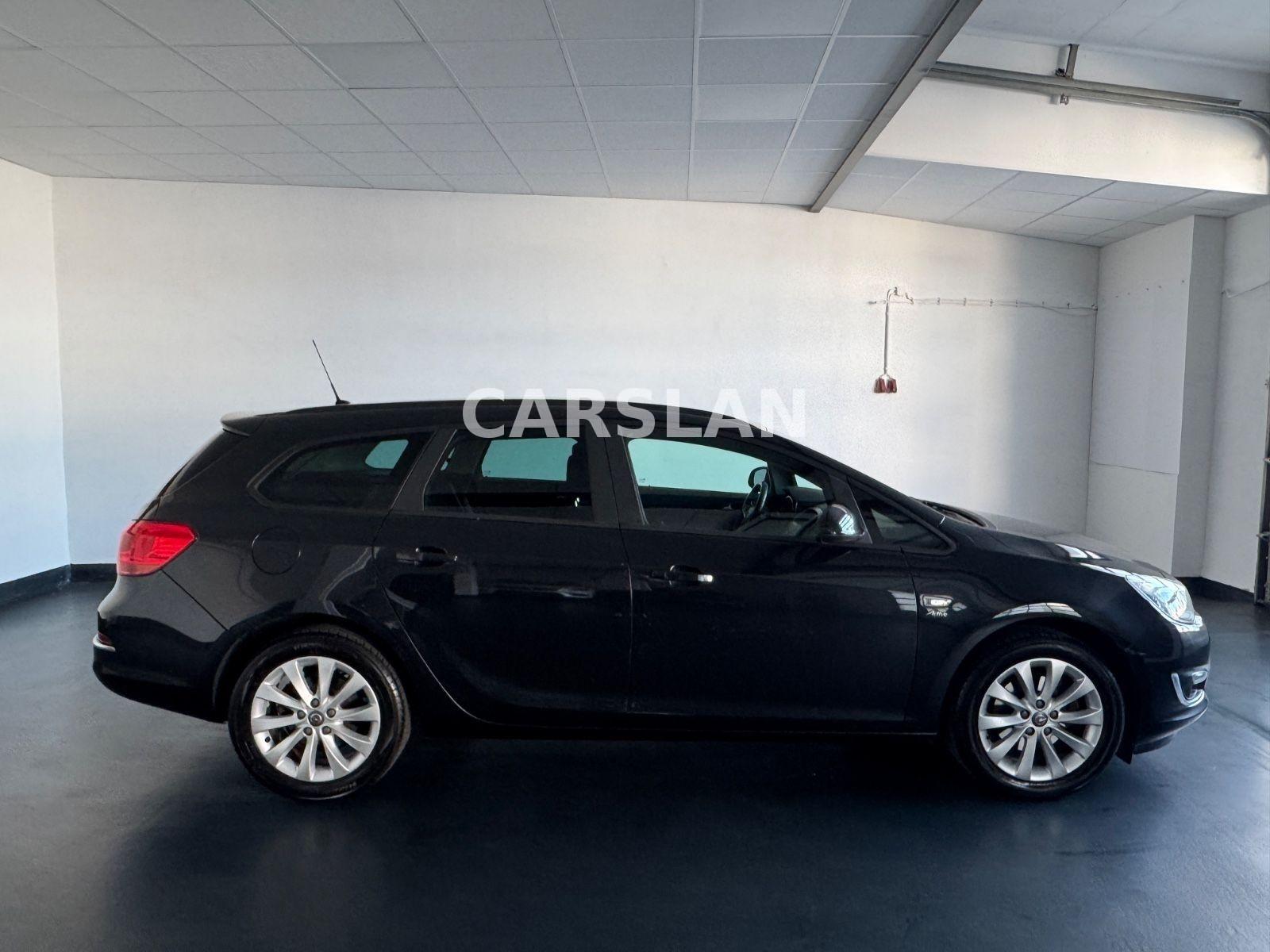 Opel Astra 2013 — photo 8