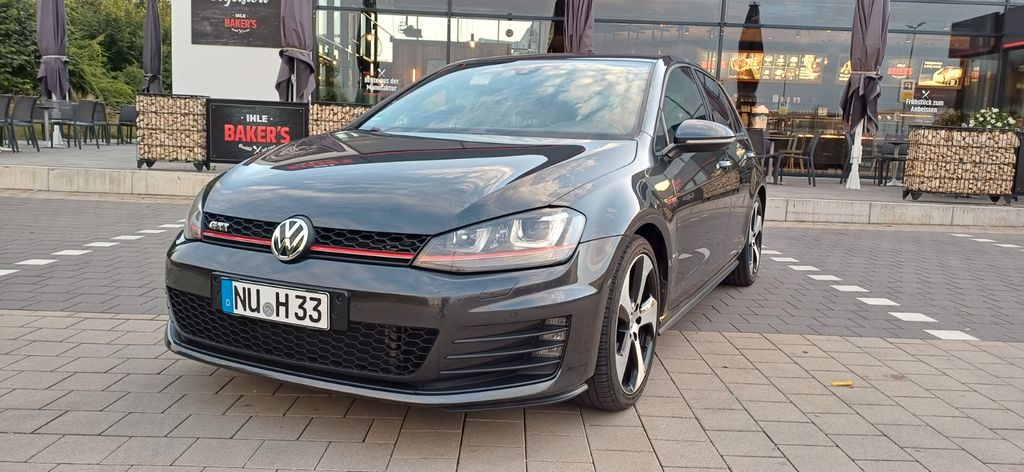 Image of Volkswagen Golf