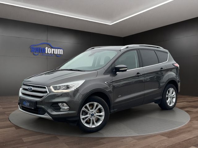 Ford Kuga Titanium 4x4 Automatik ACC AHK PANO XENON