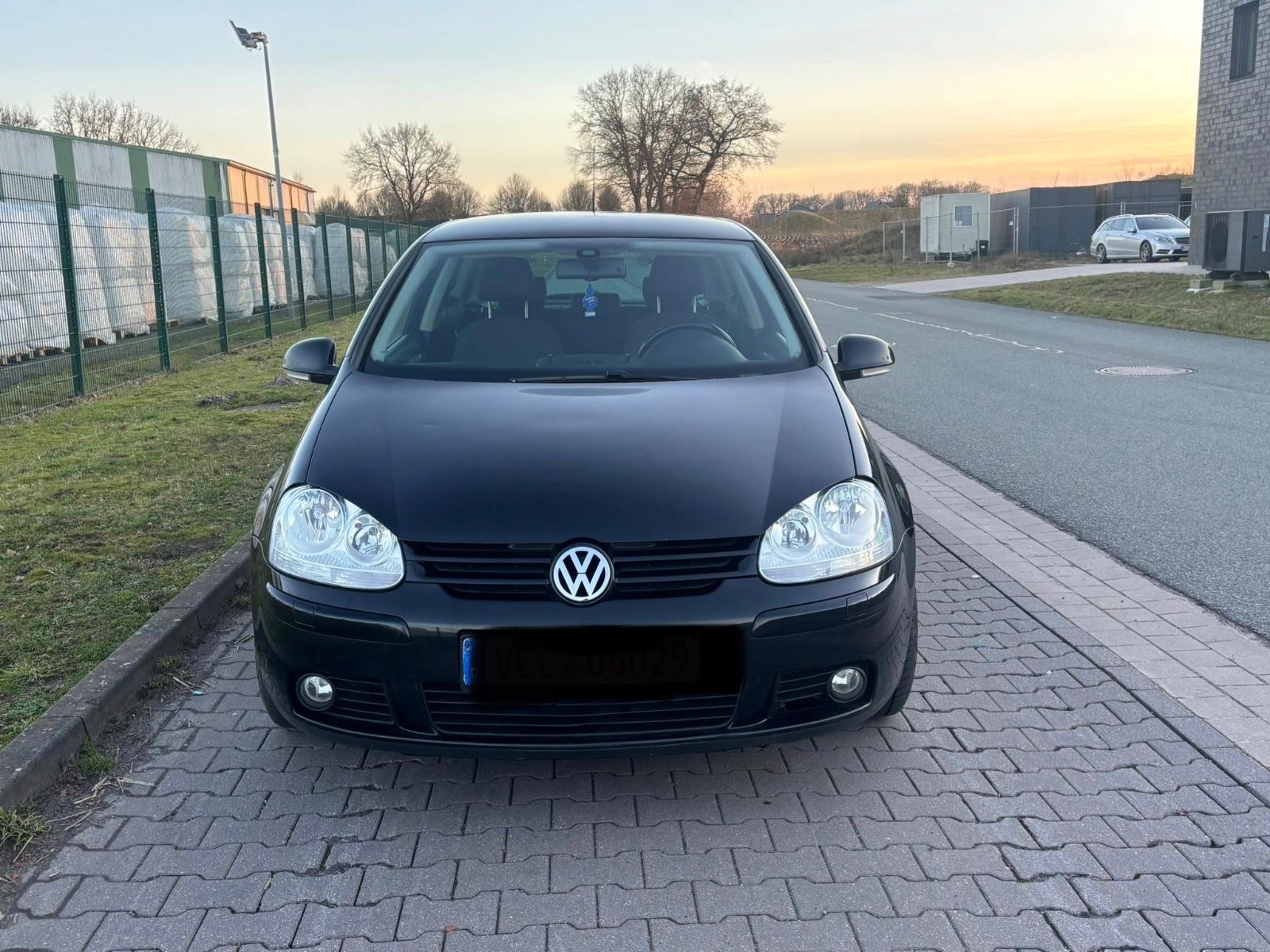 Volkswagen Golf 1.4 Comfortline TÜV NEU