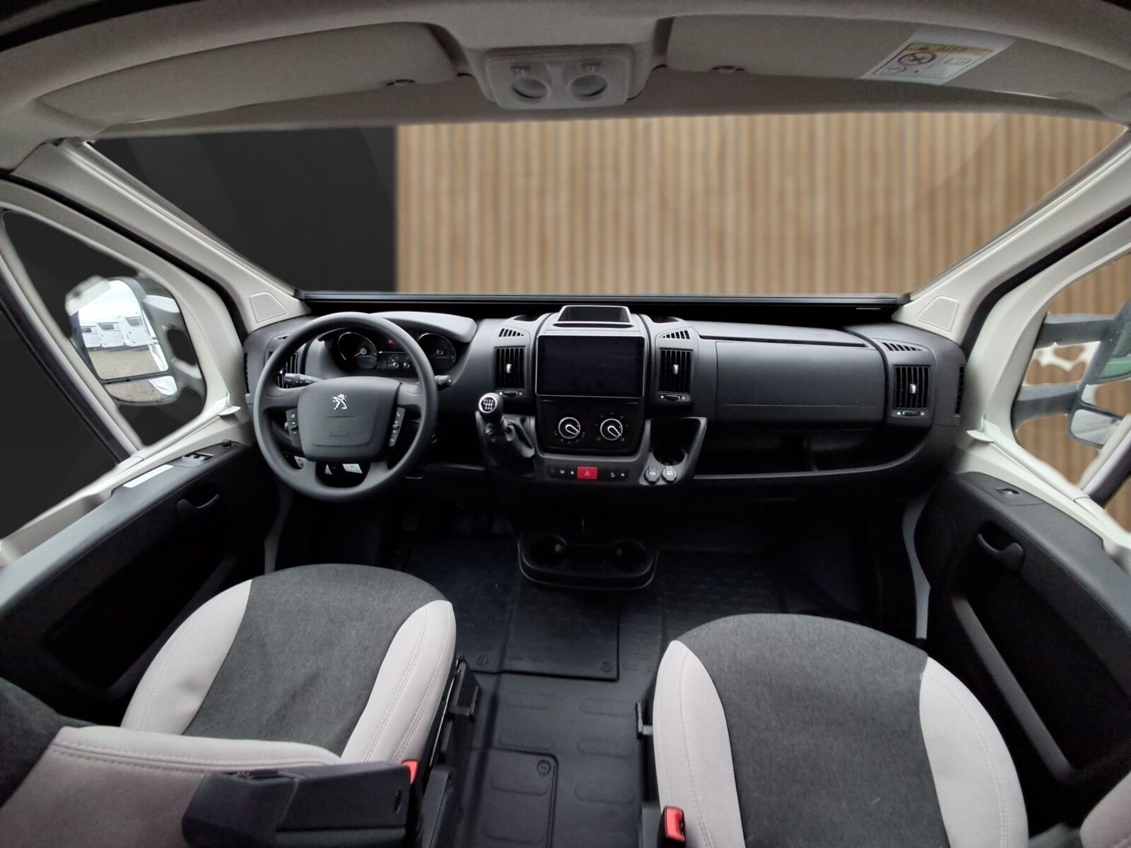 Fahrzeugabbildung Chausson Teilintegriert 724 Etape Line Peugeot 140 PS