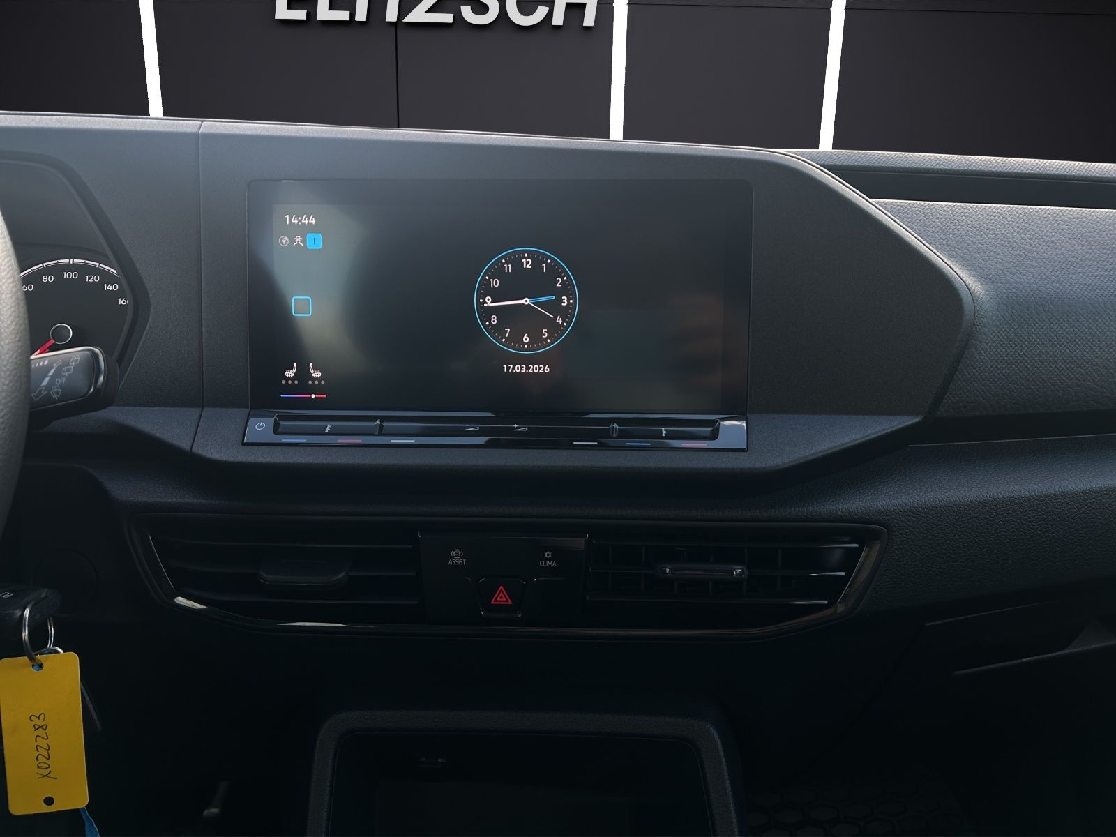 Fahrzeugabbildung Volkswagen Caddy Kombi TDI Maxi 4MOT AHZV PDC NSW