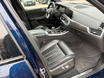 BMW X5 M50 i Leder*Pano*AHK*Navi*360Grad*