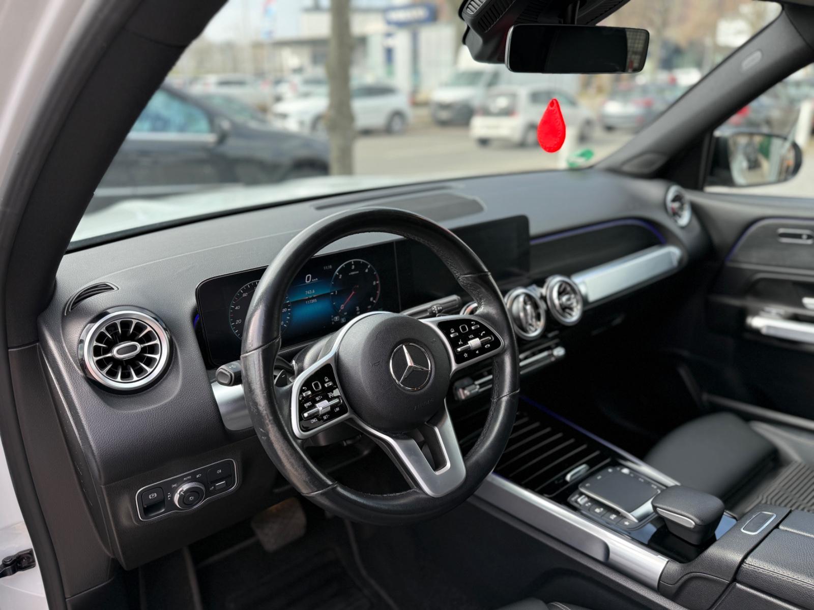 Mercedes-Benz GLB 200d Progressive Business Night Paket Kamera