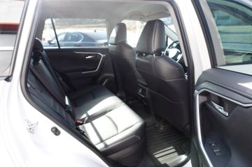 Toyota RAV 4 - 8
