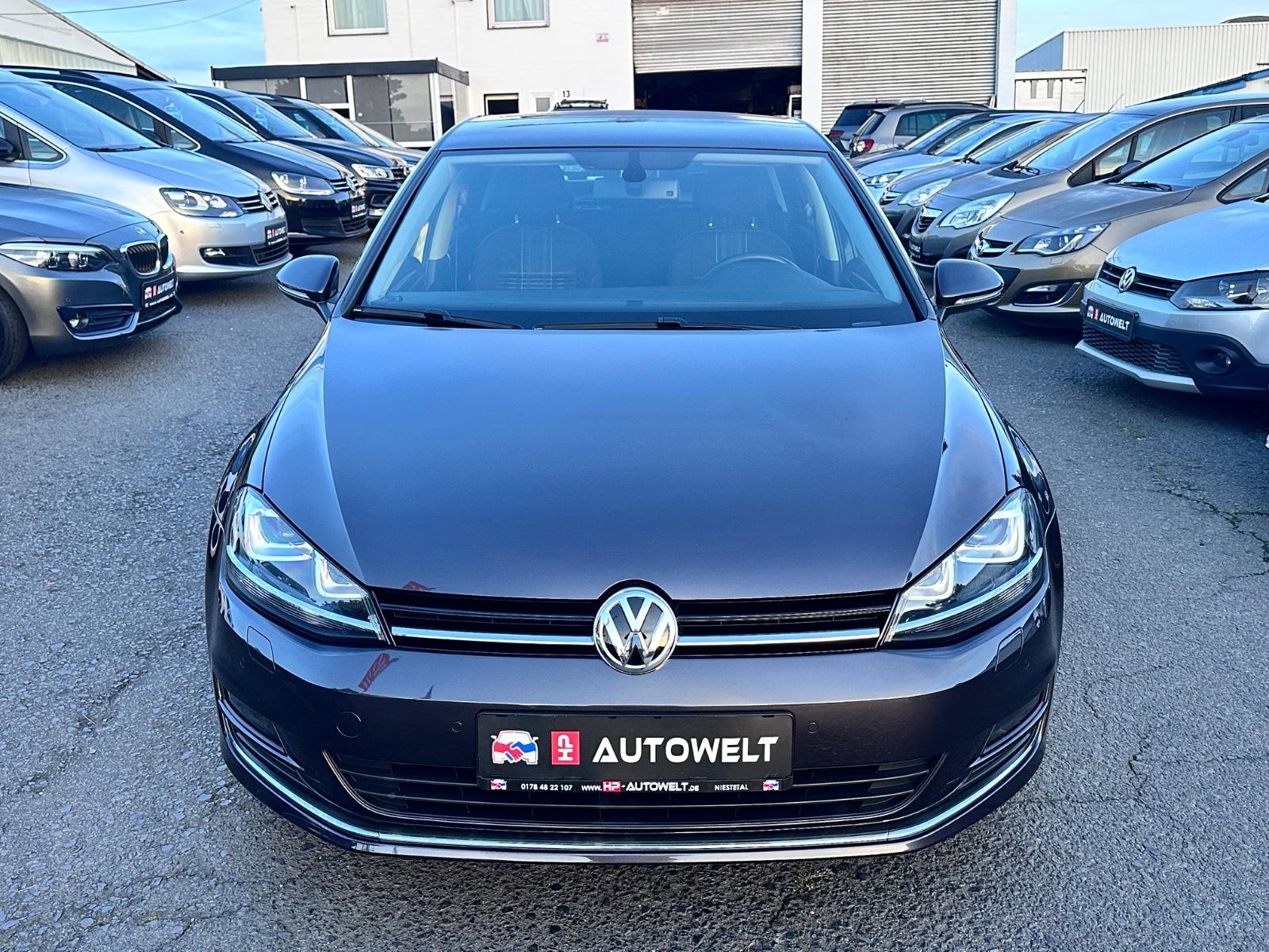 Volkswagen Golf VII Lim. Lounge BMT