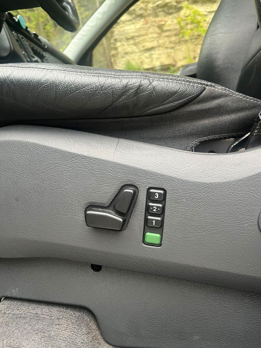 Mercedes-Benz ML270 2004 — photo 10