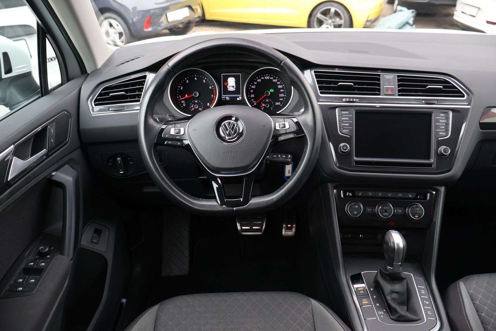 Volkswagen Tiguan 1.4 TSI DSG R-Line LED ACC Navi 360° AHK