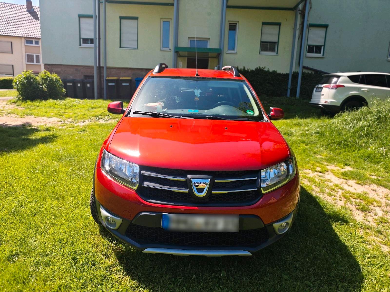 Dacia Sandero 2015 — engine 90 HP (66kW)