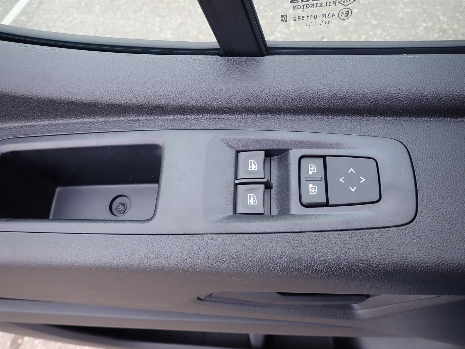 Fahrzeugabbildung Renault Master Kastenwagen E-Tech FWD Kasten advance L2H