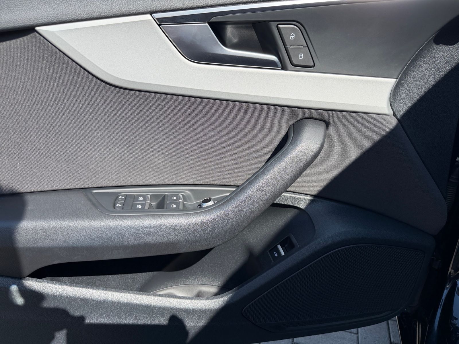 Audi A4 - Bild 10