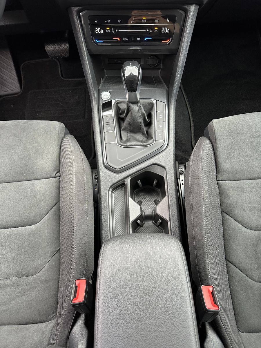 Fahrzeugabbildung Volkswagen Tiguan Allspace 2.0 TDI DSG Life NAV+LED+KAM+ACC