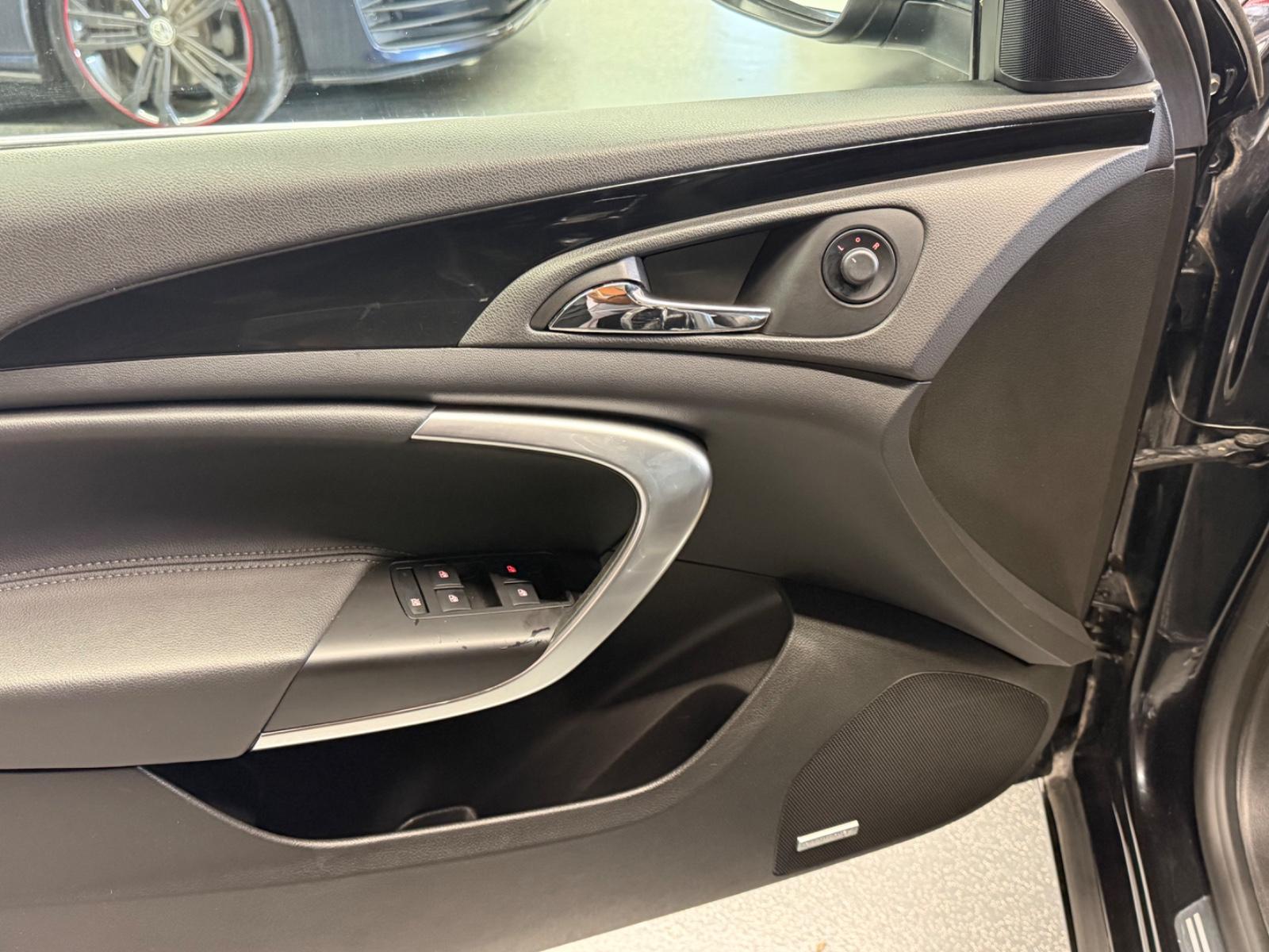 OPEL INSIGNIA 2.0 CDTI 160ch OPC-LINE BVM Pack sport Sièges chauffants cuir