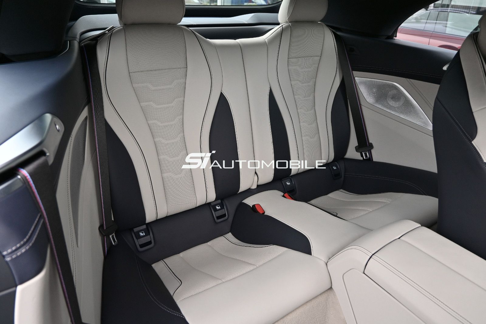 Fahrzeugabbildung BMW 840i xDr. Cabrio M-Sport °UVP141.800€°INDIVIDUAL