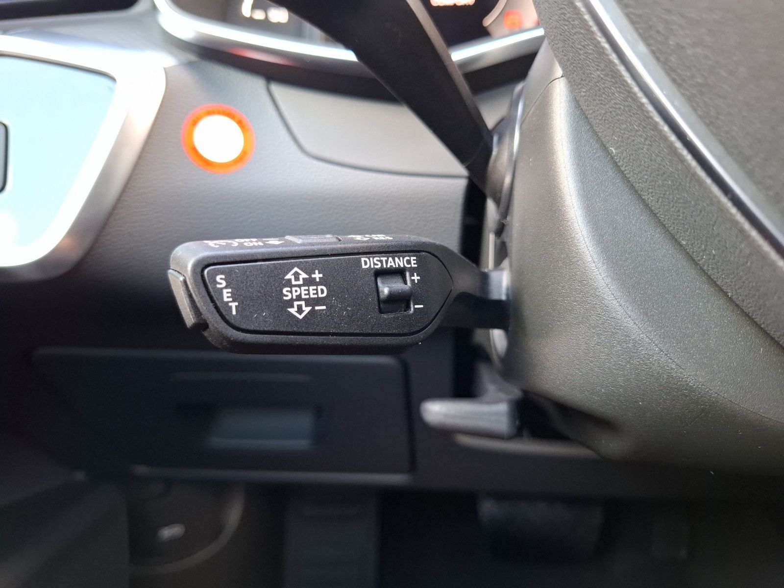 Fahrzeugabbildung Audi A6 Avant 55 TFSI sport quattro STH Matrix Luft A