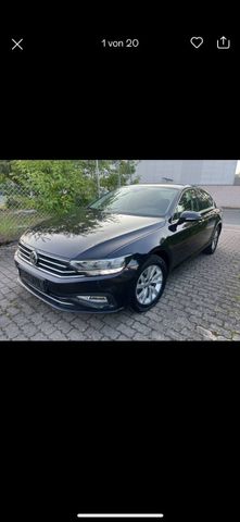 VW Passat 1.6 TDI SCR DSG Business Business