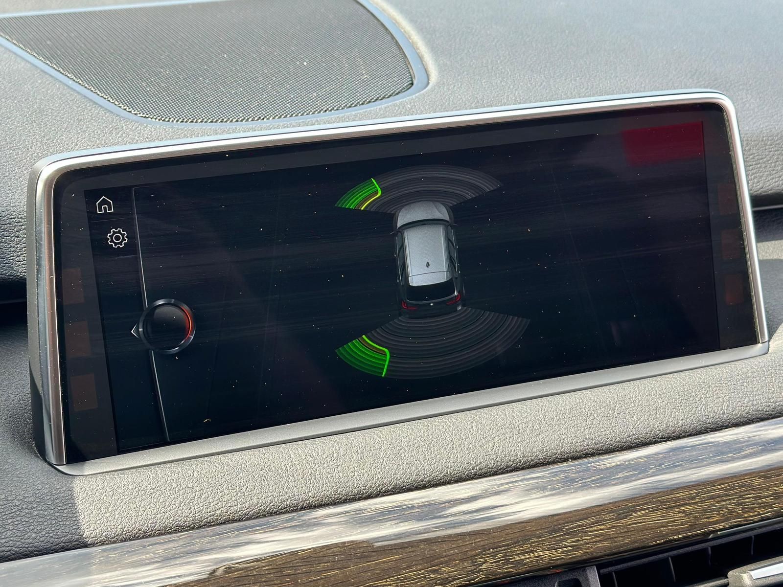BMW X5 xDrive 30d* BIXEN#HUD#PANO#AHK#SHZ#TEMPO#NAVI - Image 21