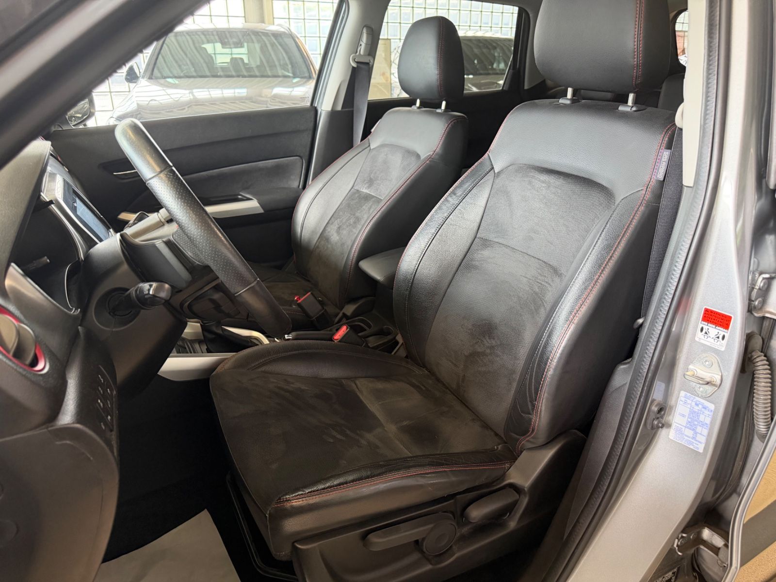 Fahrzeugabbildung Suzuki Vitara 1.4 S 4x4