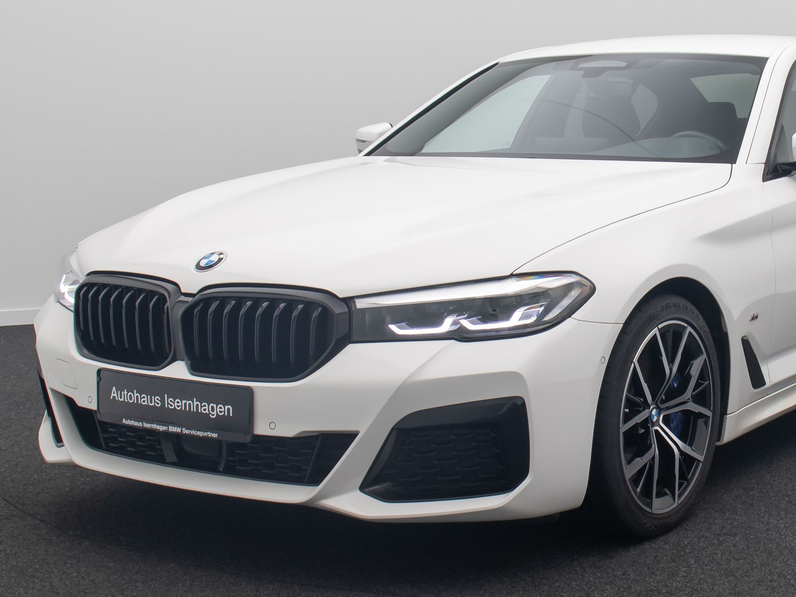 Fahrzeugabbildung BMW 530d xD M Sport Kamera DAB 4xKlima ACC Alarm 19"