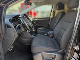 Volkswagen Touran 1.5 TSI ACT DSG United NAVI ACC 7 Sitze - Volkswagen Touran United mit Benzin-Antrieb