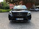 Mercedes-Benz GLE 350 d 4MATIC - - schwarze Mercedes-Benz GLE 350