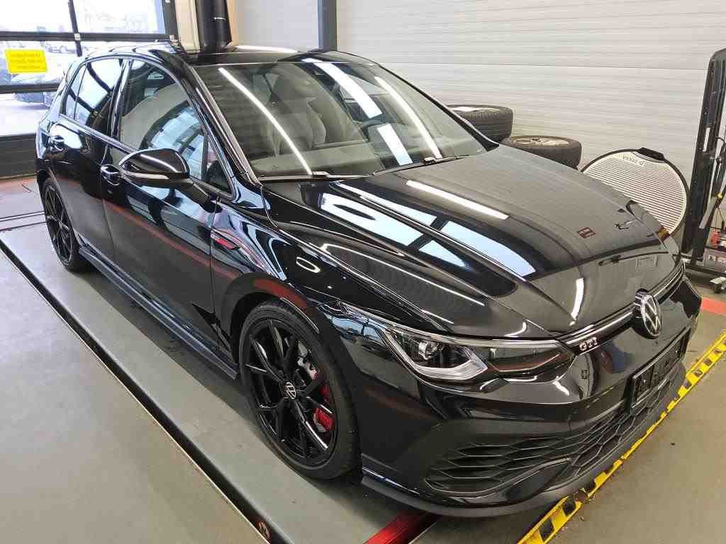 Volkswagen Golf VIII 2.0 TSI GTI Clubsport MATRIX-LED PANO foto 4