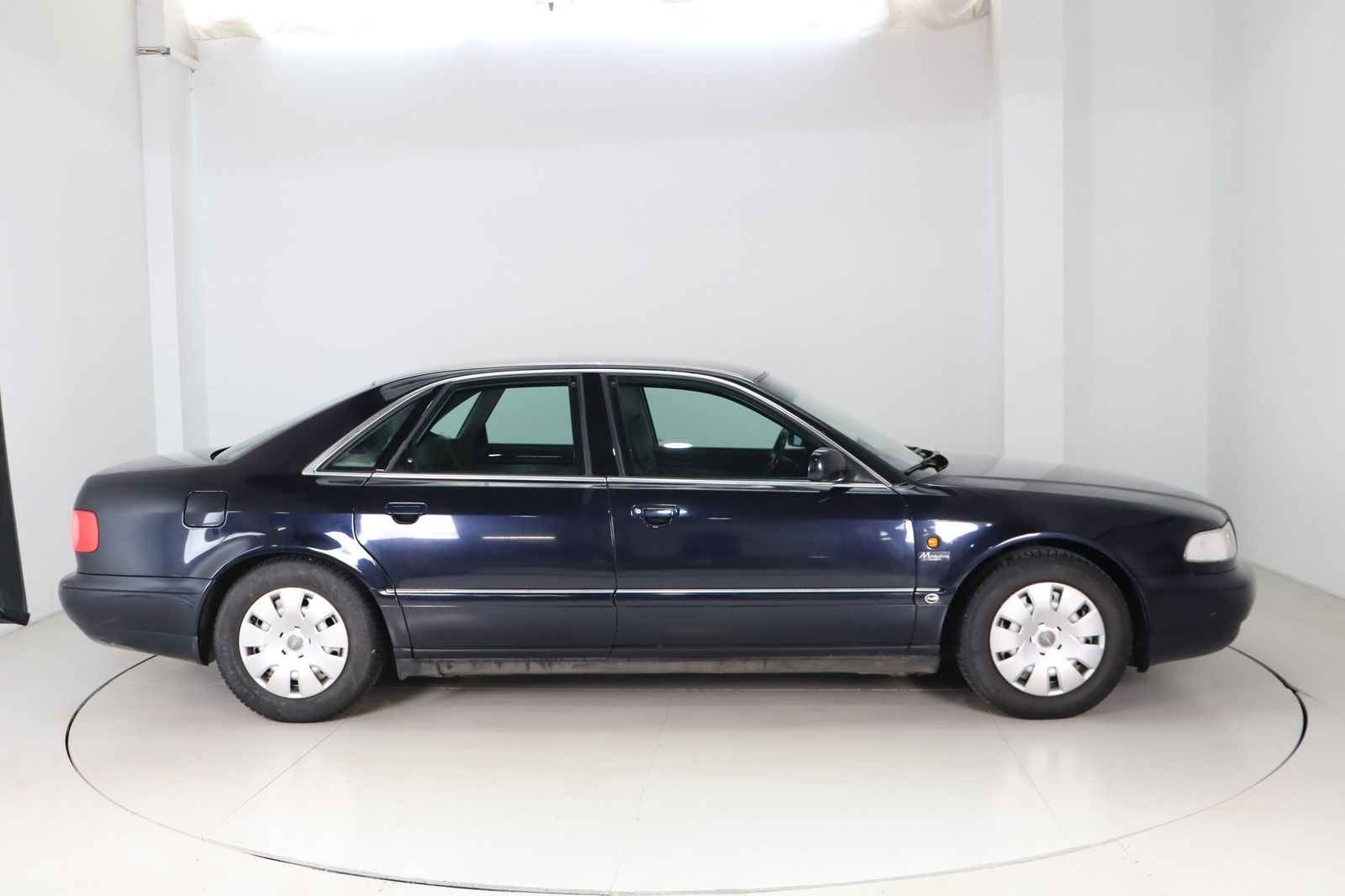 Fahrzeugabbildung Audi A8 2.8 *HU/AU 12.26 * Sizhzg. * Leder  * AHK