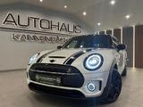 MINI COOPER_SD Clubman Cooper SD All4 - silberne MINI Cooper SD