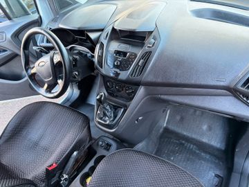 Ford Tourneo Connect - 8