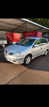 Nissan almera Tino - gebrauchte Nissan Almera Tino aus dem Jahr 2004